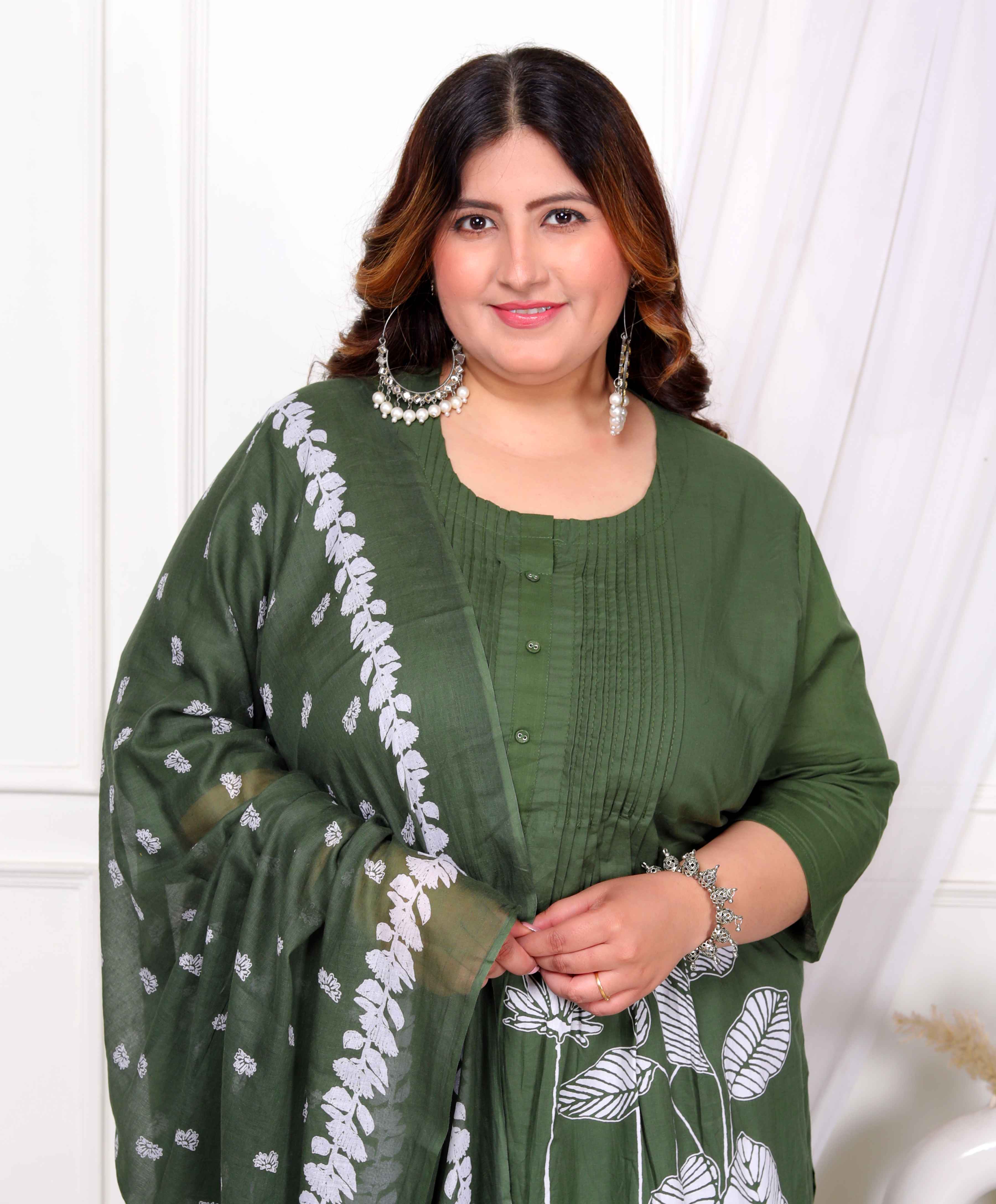 Mehandi Floral Pintuck Cotton Kurta Palazzo with Dupatta Set