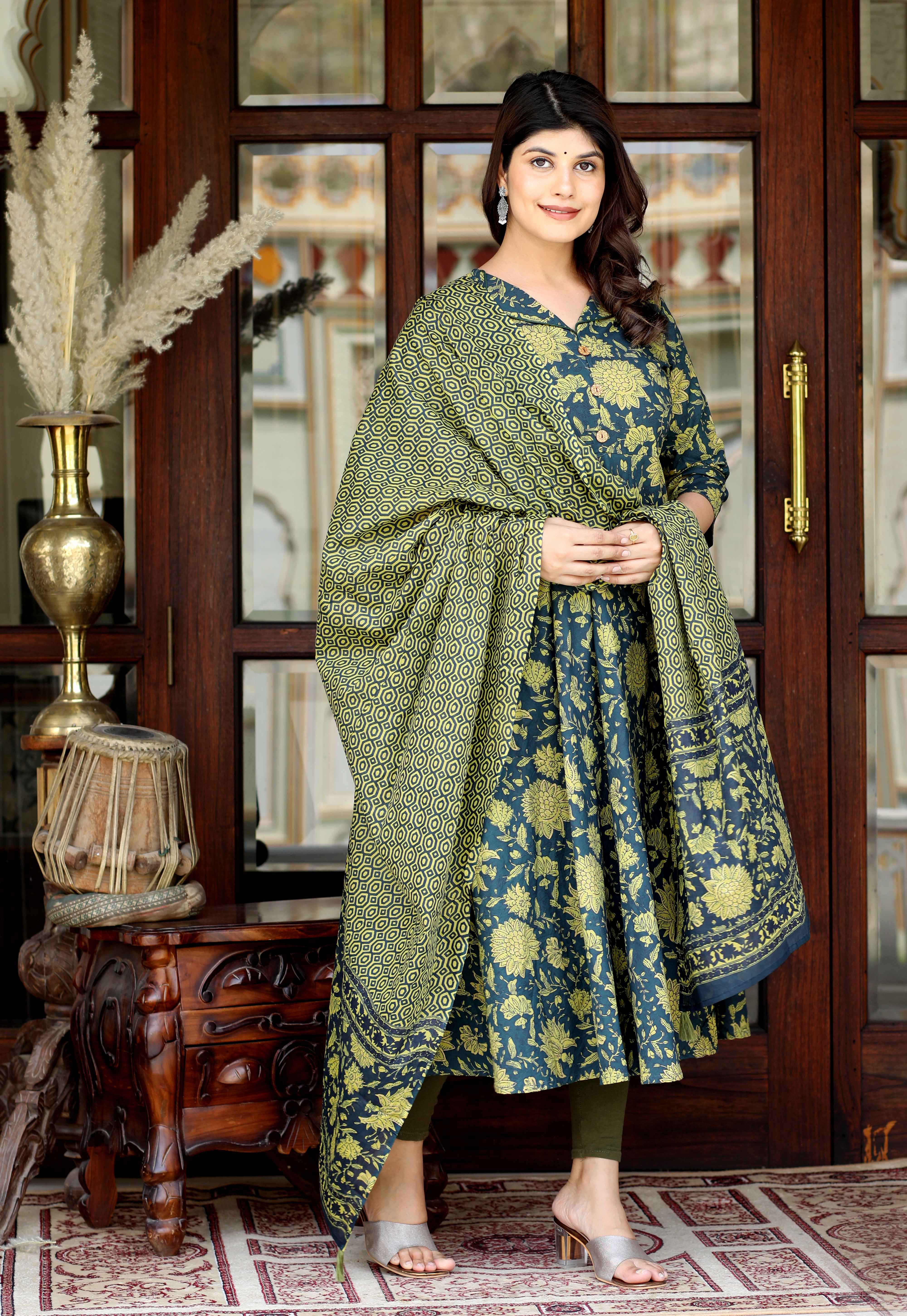 Womens Cotton Floral Print Green gorgeous look Anarkali Kurta with Dupatta
